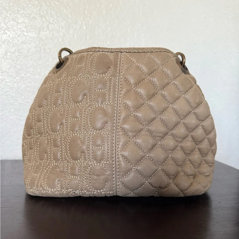 CH Carolina Herrera monogram and quilted tan handbag - Picture 3 of 12